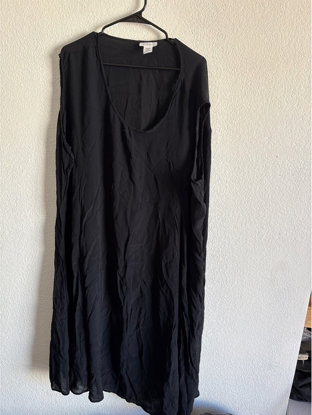 Avenue Black Rayon Sleeveless Dress Size 26/28 with Raw Edge Detail